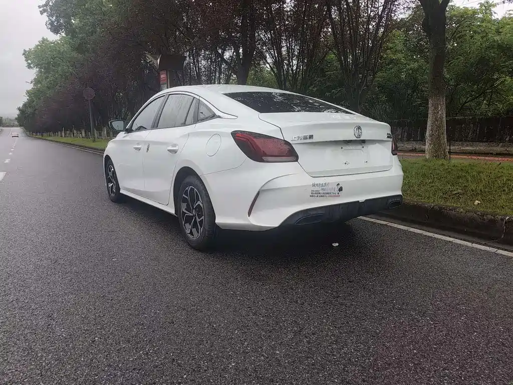 MG MG5 — миниатюра 9