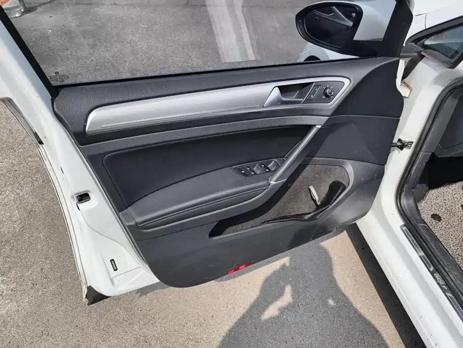 Volkswagen Golf — миниатюра 7