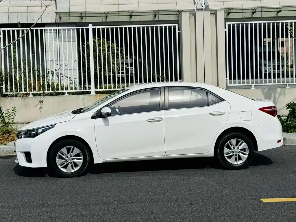 Toyota Corolla — миниатюра 2