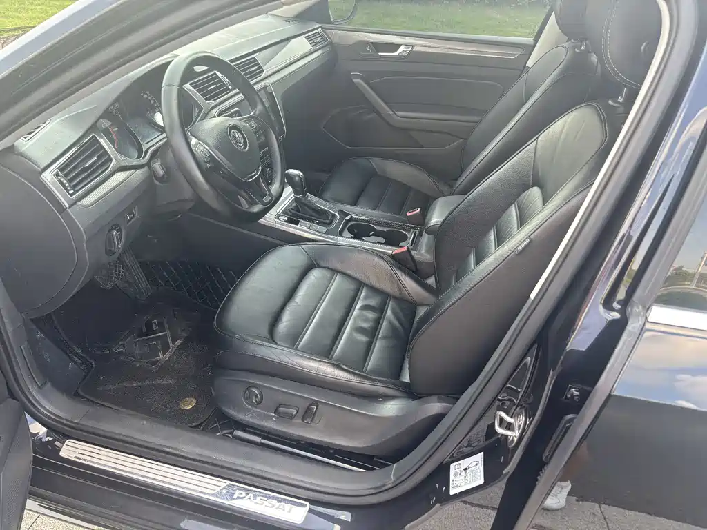 Volkswagen Passat — миниатюра 10