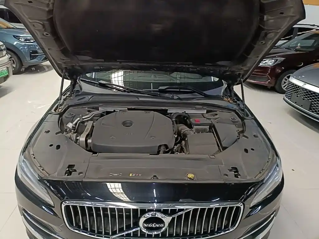 Volvo S90 — миниатюра 20