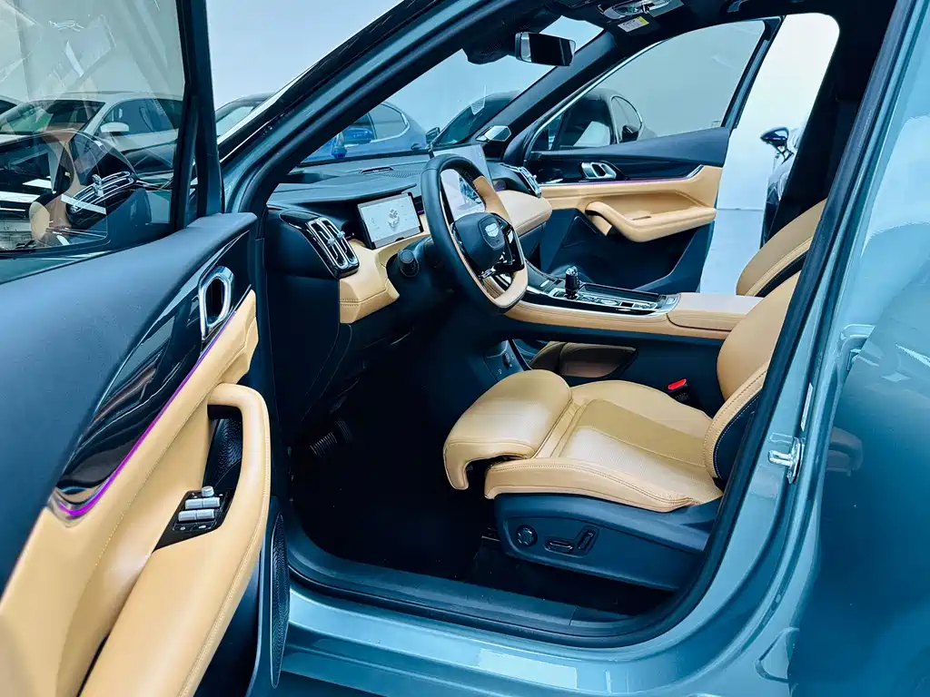 Geely Boyue L — миниатюра 4