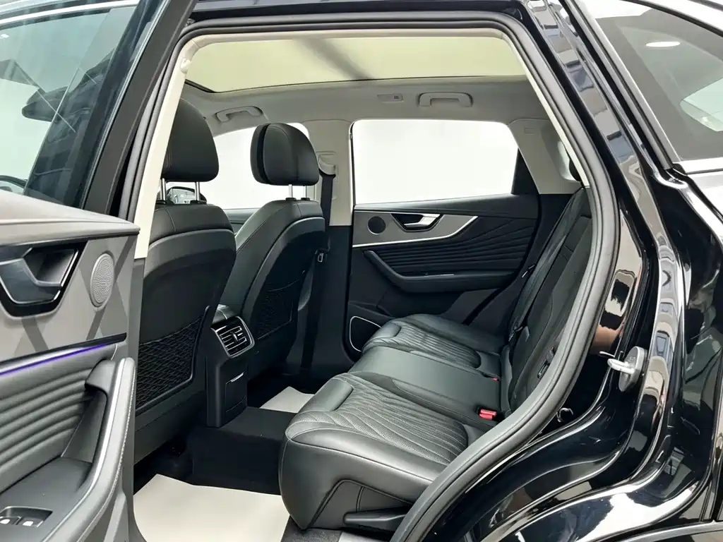 Hongqi Hongqi HS5 — миниатюра 6