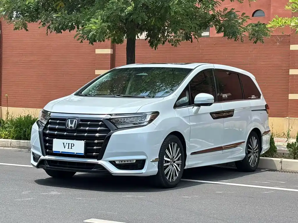 Honda Elysion 2024 2.0L e:HEV Luxury Edition