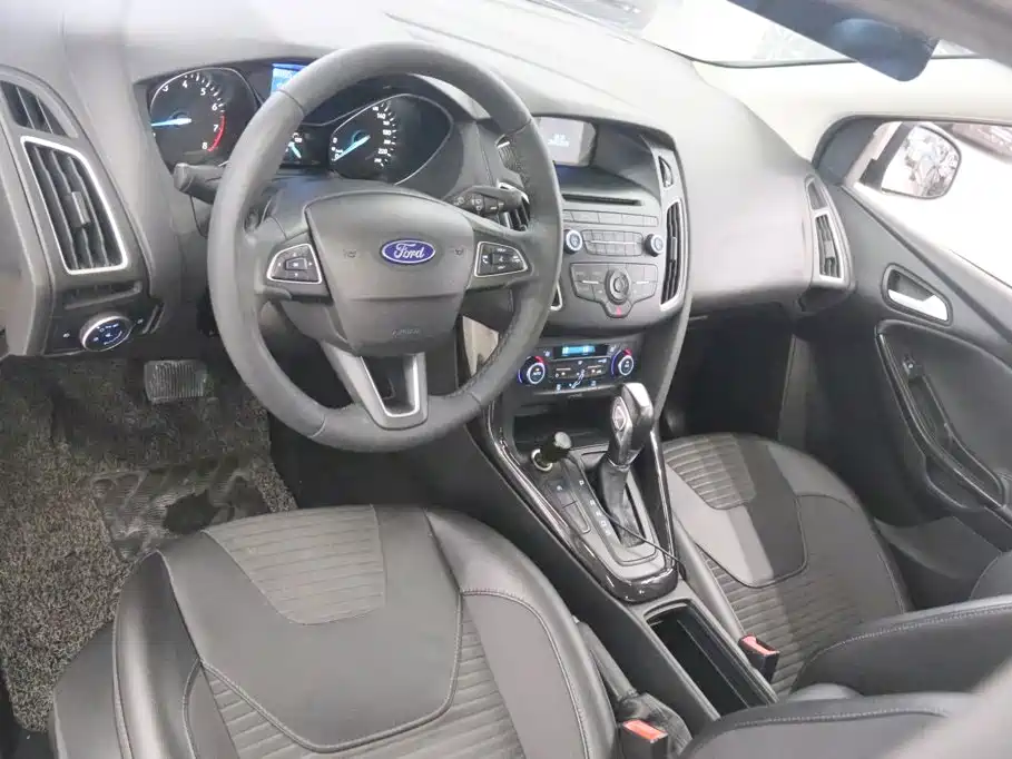 Ford Focus — миниатюра 9