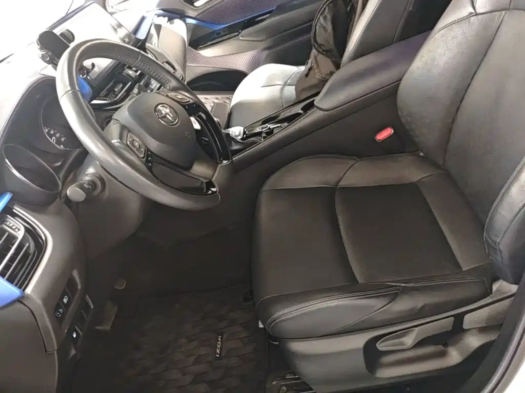Toyota IZOA — миниатюра 15