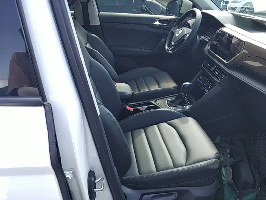 Volkswagen Tharu — миниатюра 25