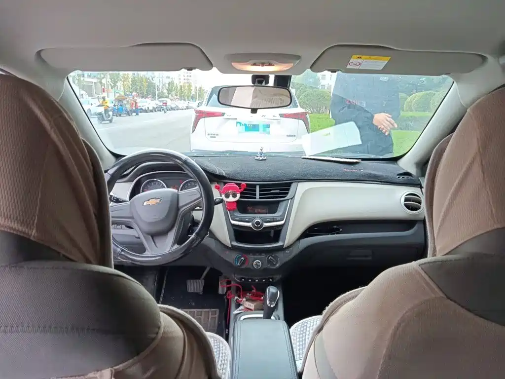 Chevrolet Sail — миниатюра 14