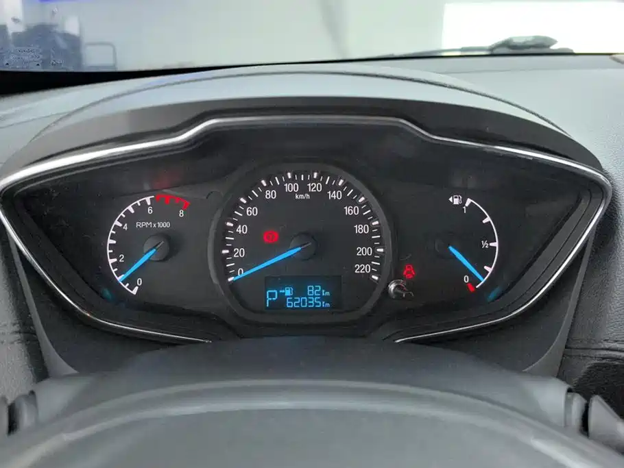 Ford Escort — миниатюра 14