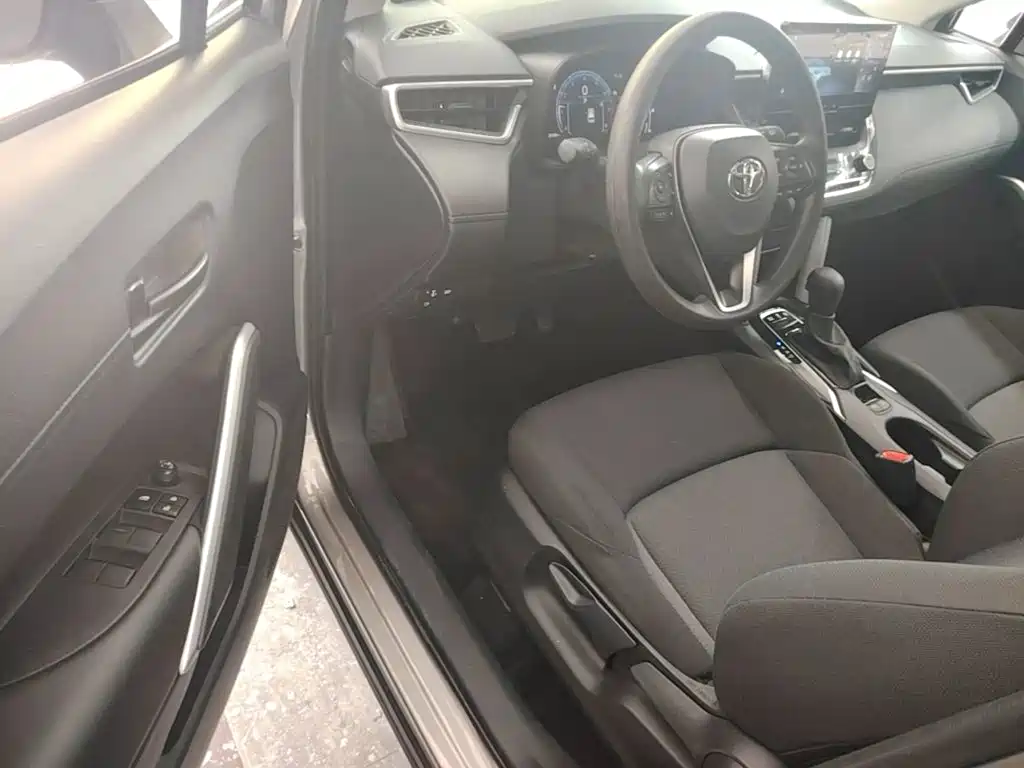 Toyota Frontlander — миниатюра 16