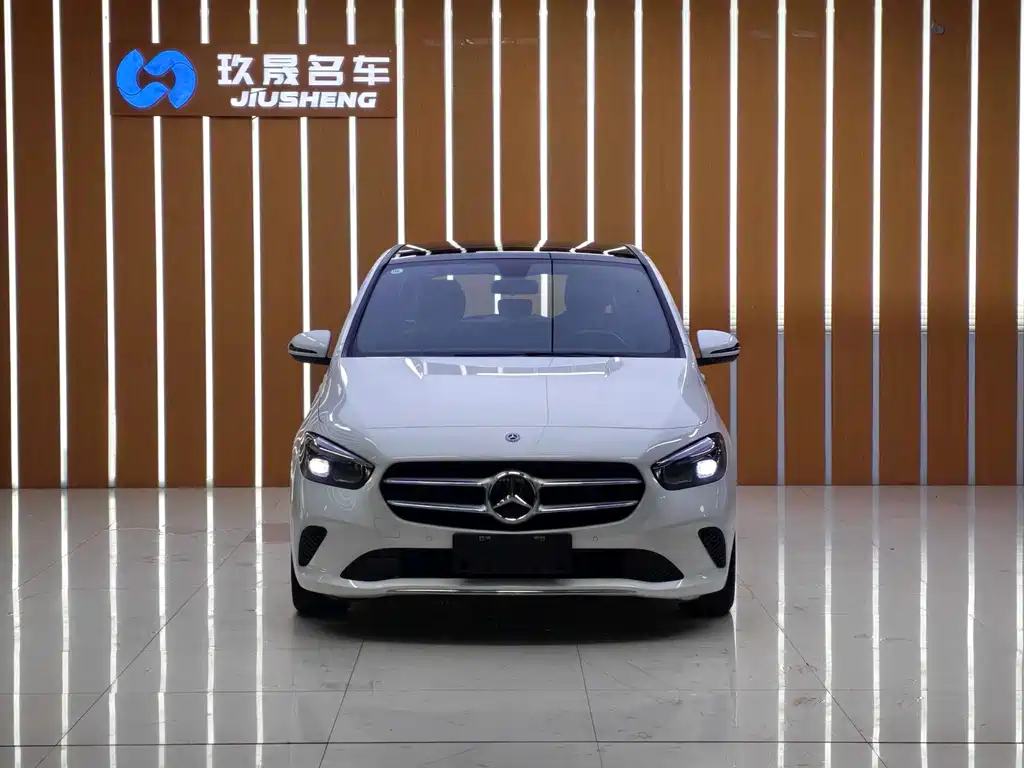Mercedes-Benz B-Class — миниатюра 2