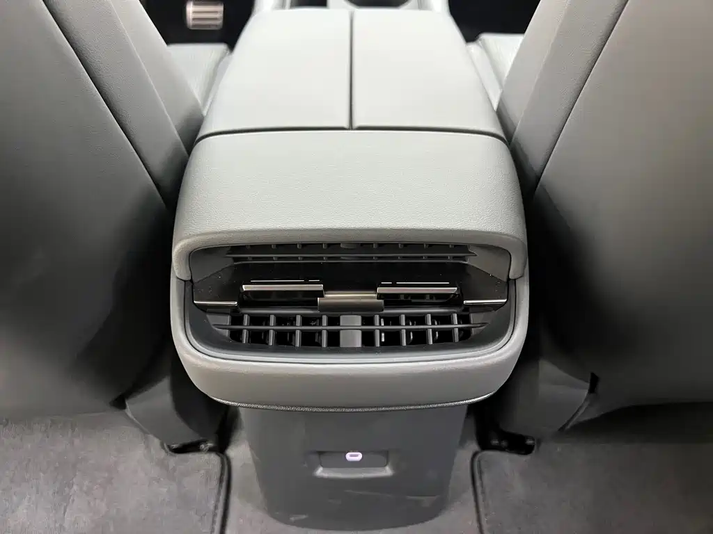 Audi E5 Sportback — миниатюра 18