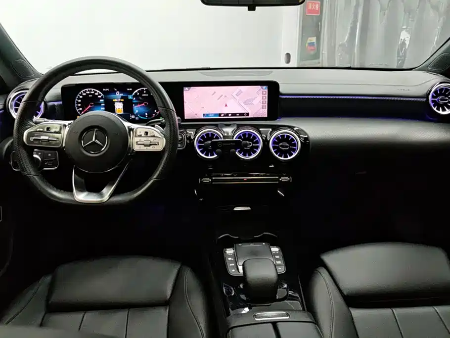 Mercedes-Benz A-Class — миниатюра 12