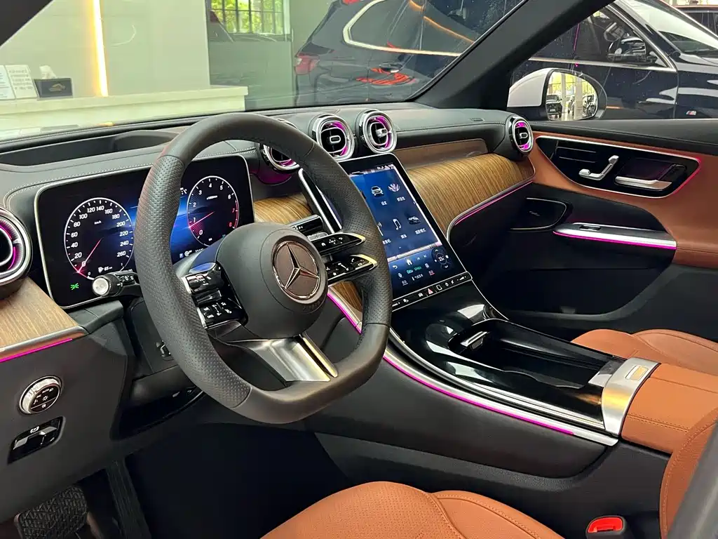 Mercedes-Benz GLC 2023 GLC 300 L 4MATIC 7 мест