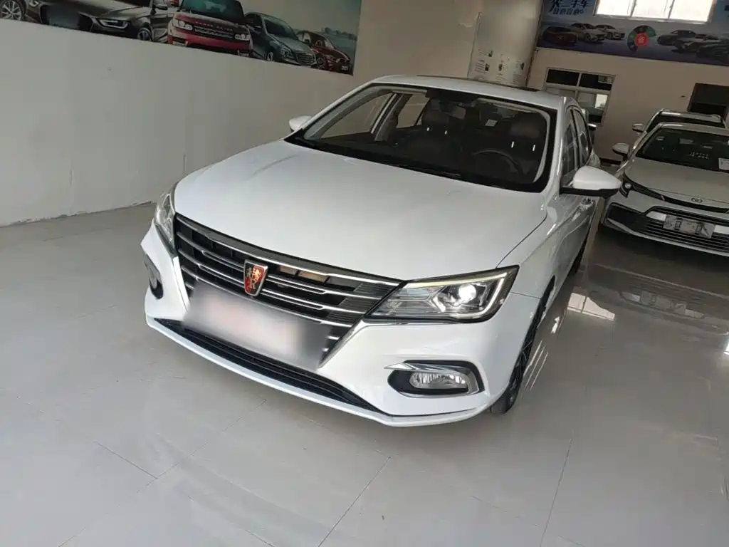 Roewe i5