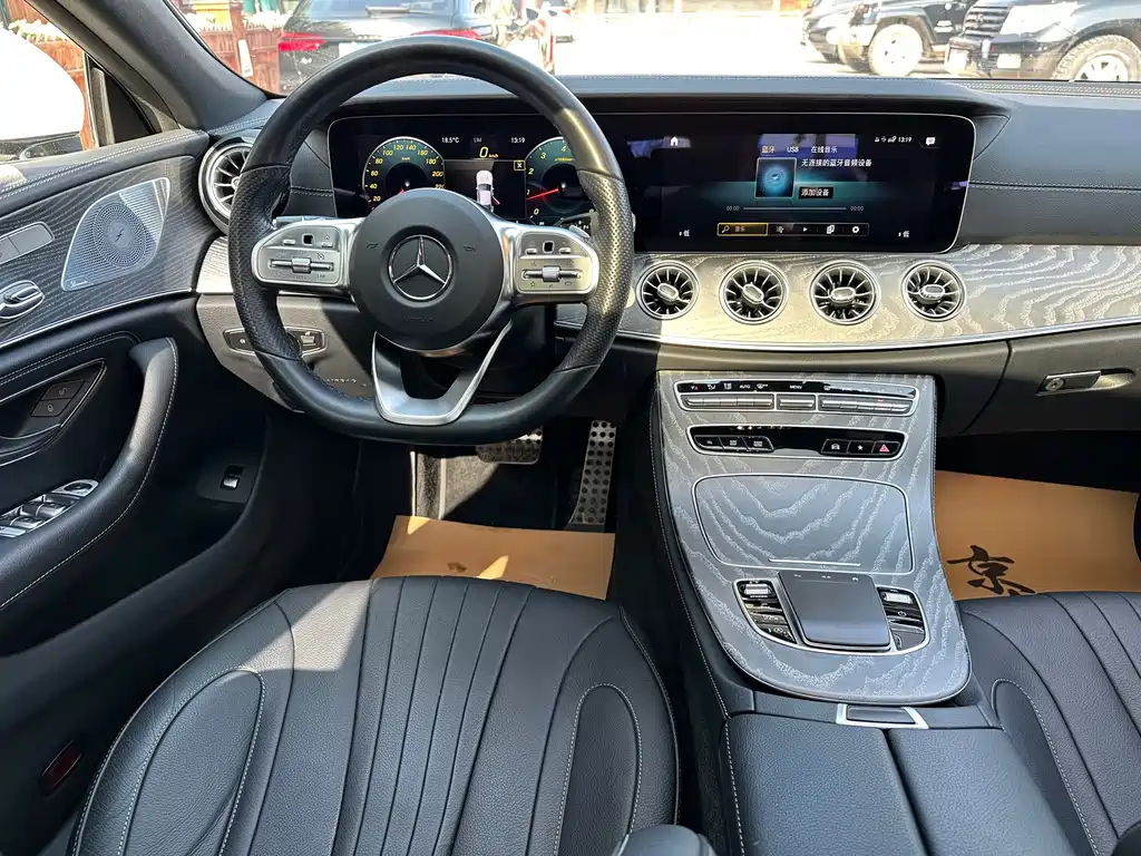 Mercedes-Benz CLS — миниатюра 21