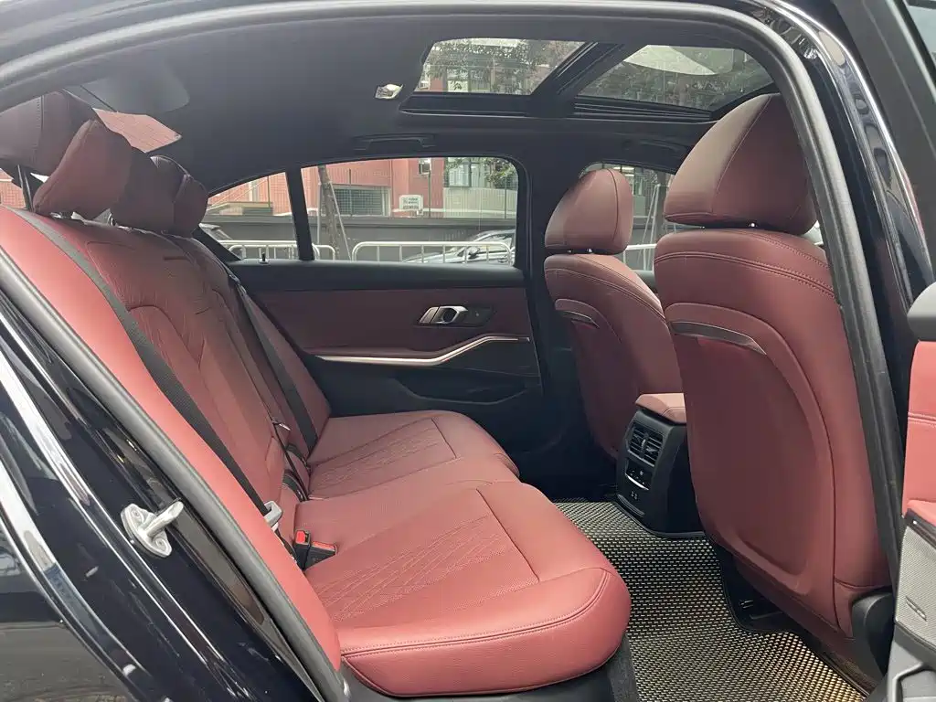 BMW 3 Series 3 2025 330Li Premium M Sport
