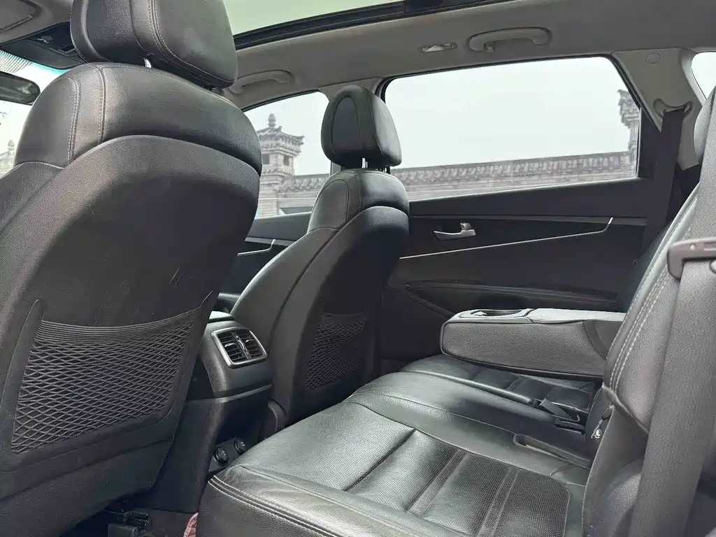 Kia Sorento 2016 L 2.4L 4WD 7 мест IV