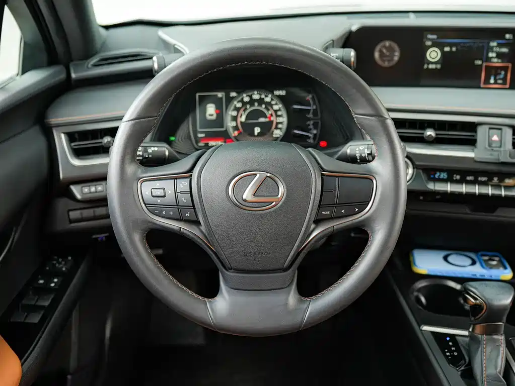 Lexus UX — миниатюра 20