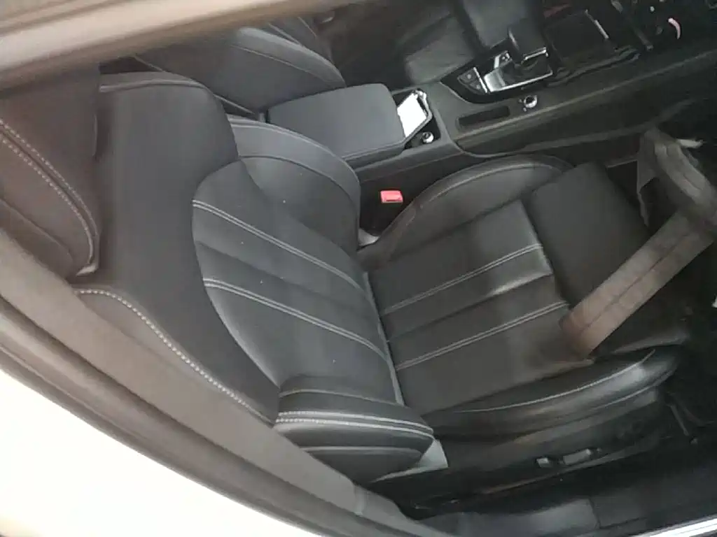 Audi A4L — миниатюра 25