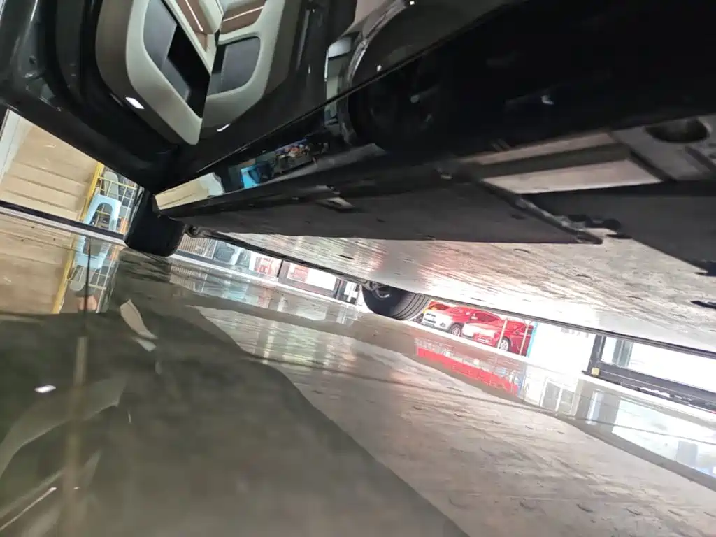 Li Auto Li MEGA — миниатюра 22