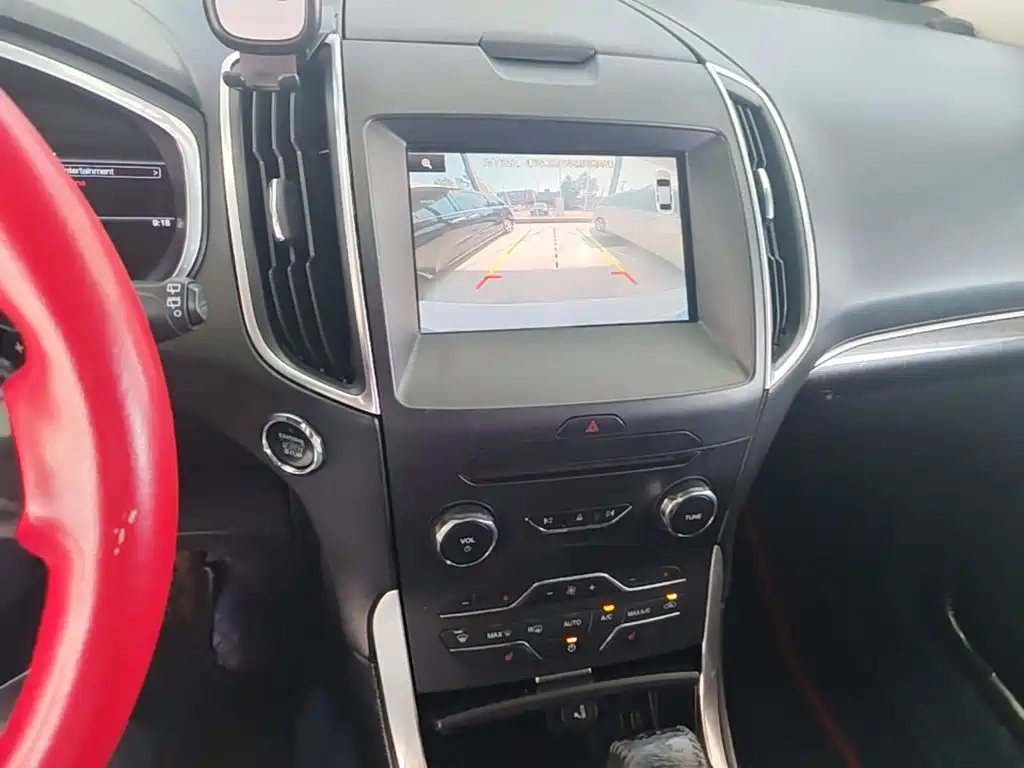 Ford Edge — миниатюра 13