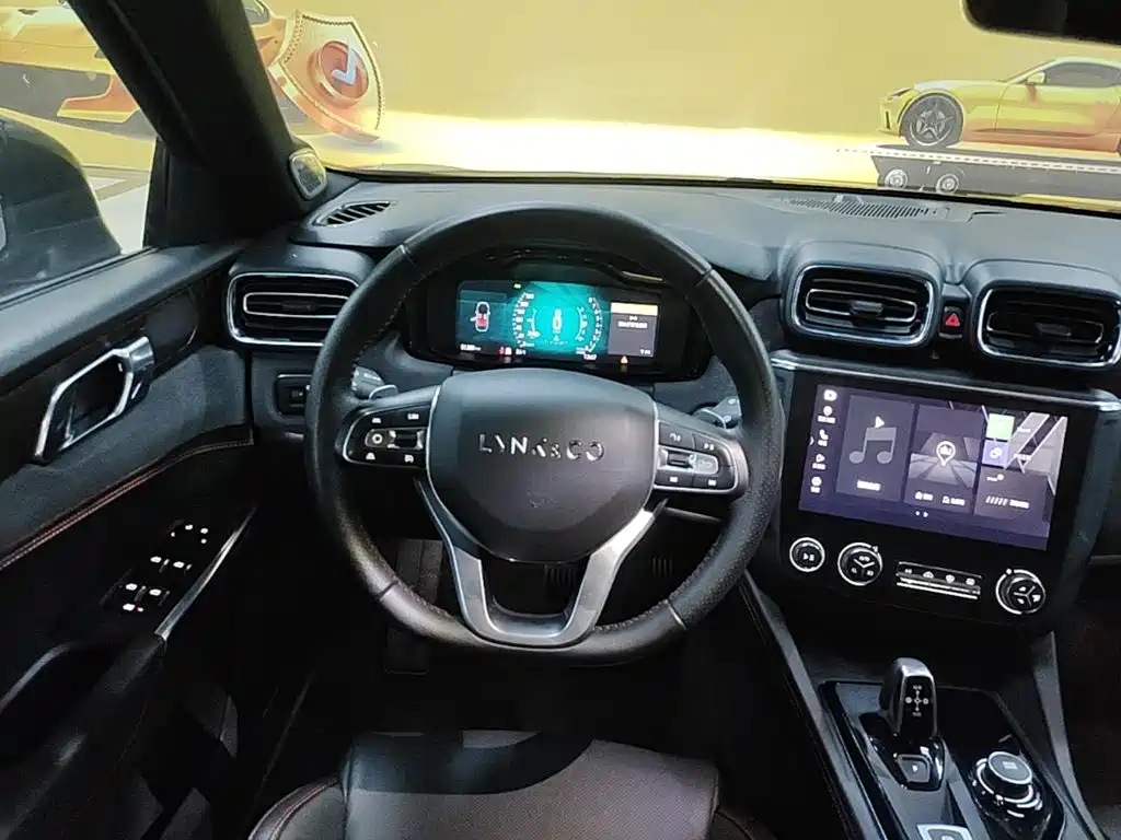 Lynk & Co 03 — миниатюра 11