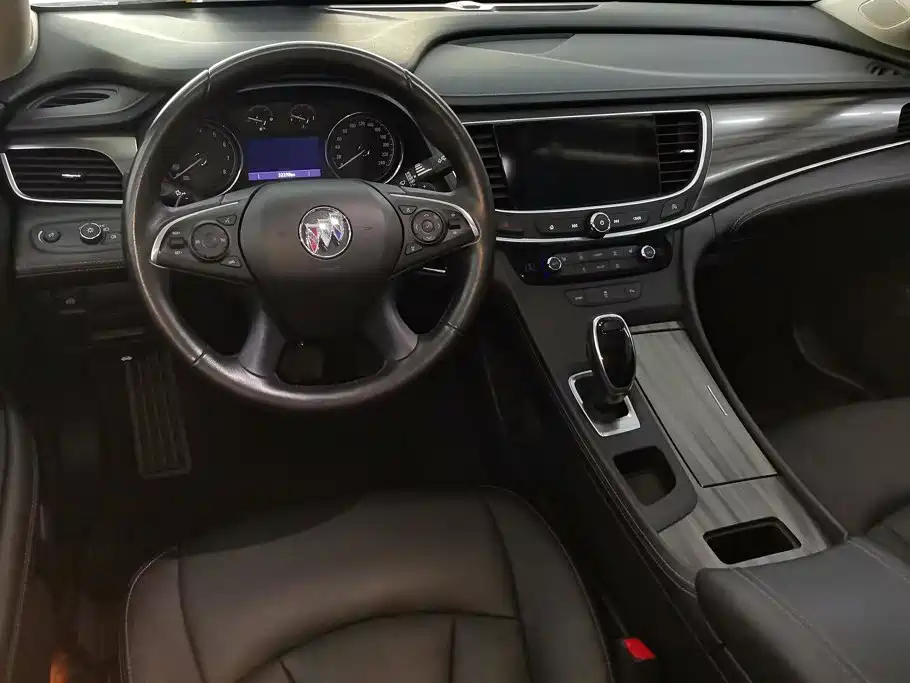 Buick LaCrosse — миниатюра 12