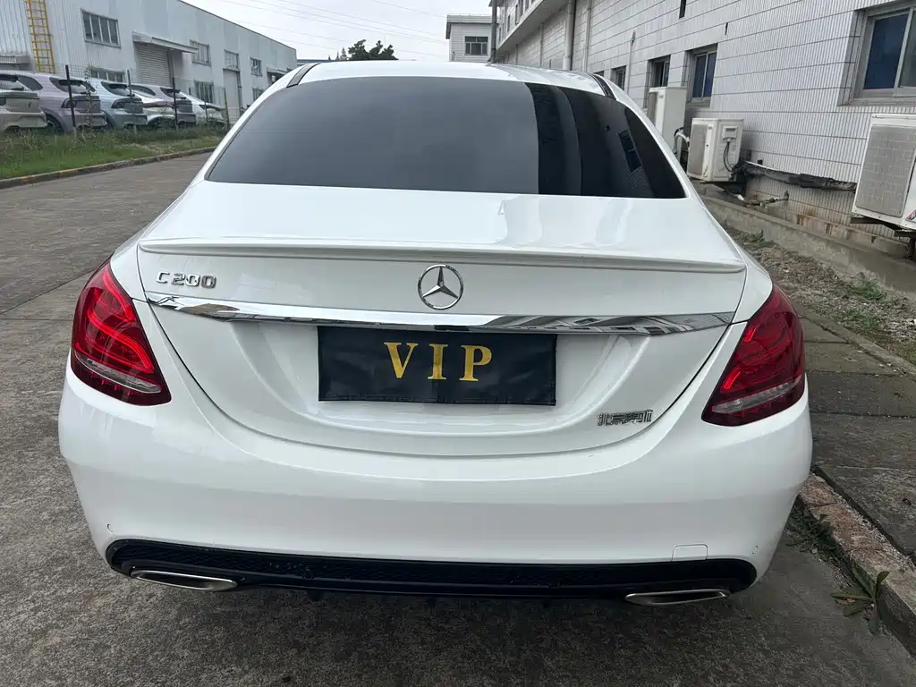 Mercedes-Benz C-Class — миниатюра 6