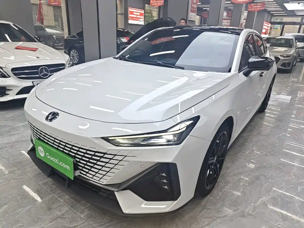 Changan UNI-V