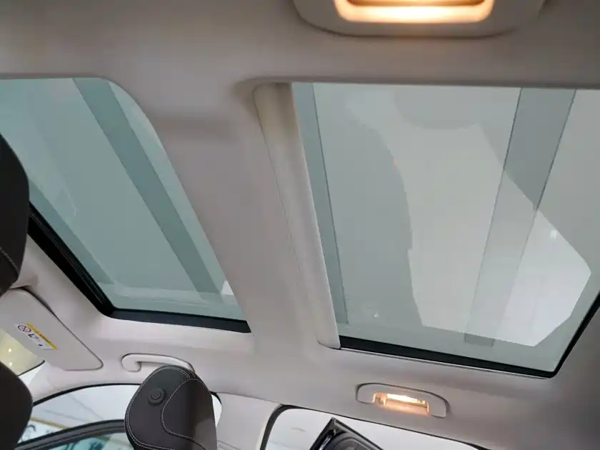 Mercedes-Benz GLE (Import) — миниатюра 10
