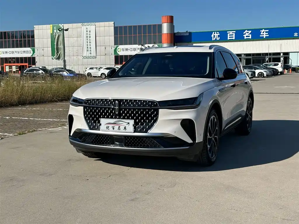 Lincoln Nautilus 2023 2.0T 4WD Premium Wise Edition