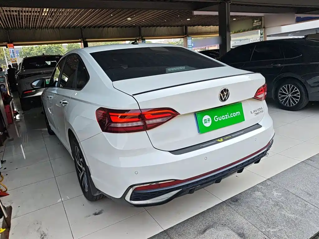 Volkswagen Lavida — миниатюра 23