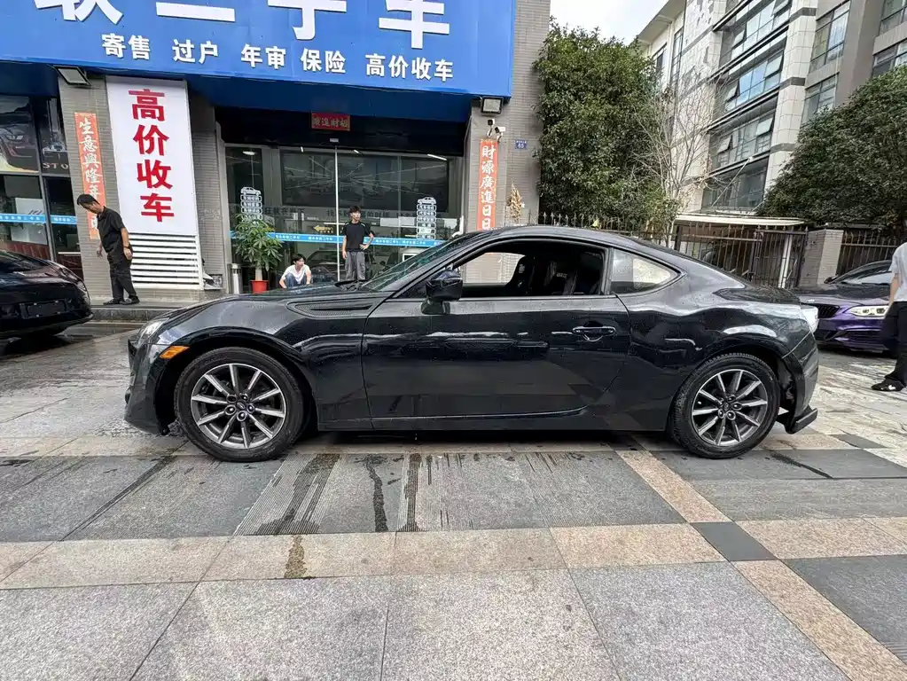 Subaru BRZ — миниатюра 8