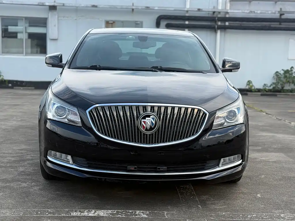 Buick LaCrosse — миниатюра 2