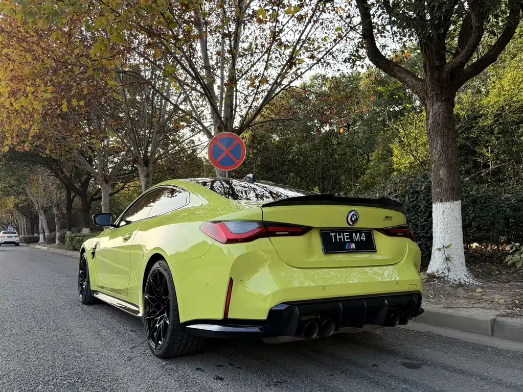 BMW M4