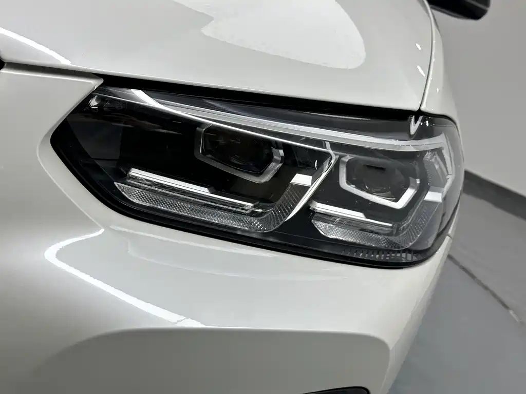 BMW X3 — миниатюра 21