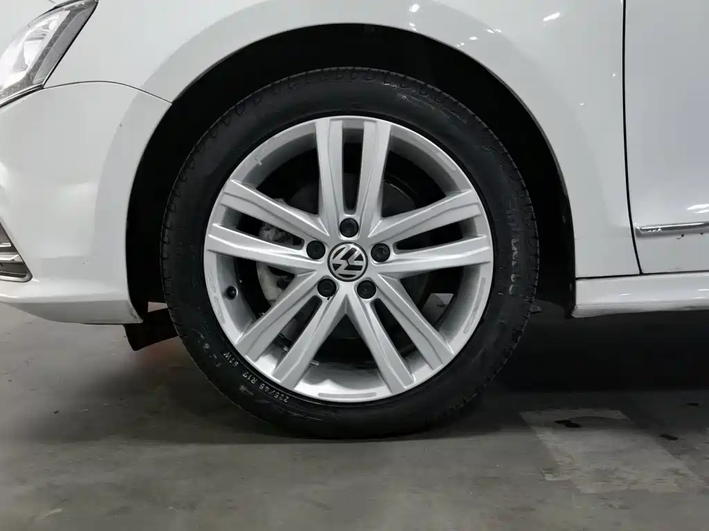 Volkswagen Sagitar — миниатюра 17