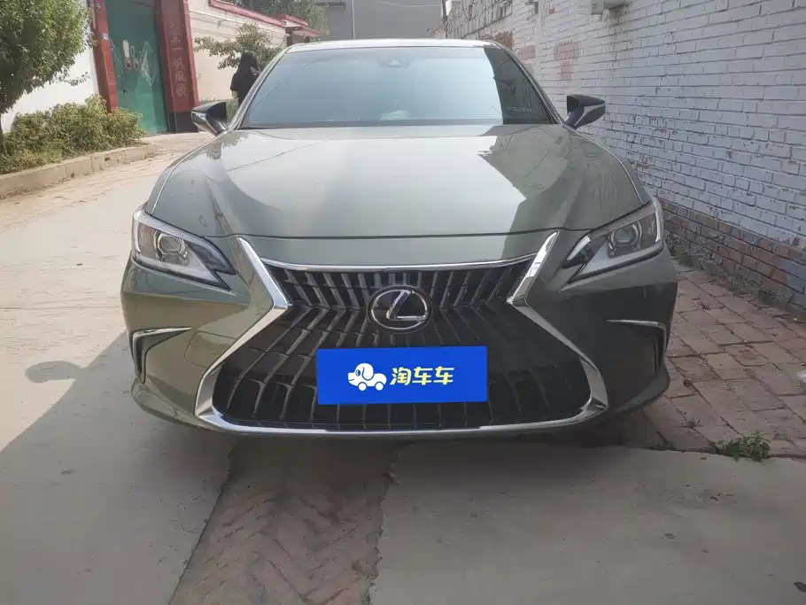 Lexus ES — миниатюра 2