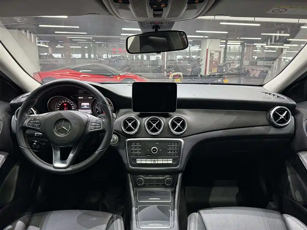 Mercedes-Benz GLA — миниатюра 18