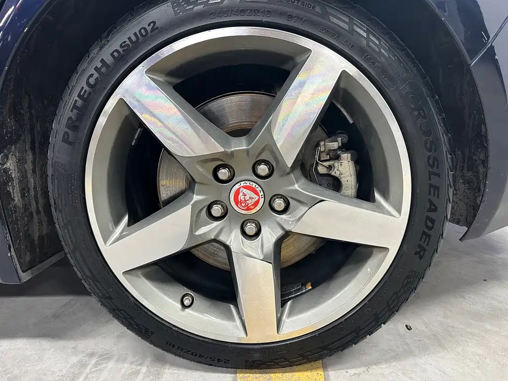 Jaguar XE — миниатюра 11