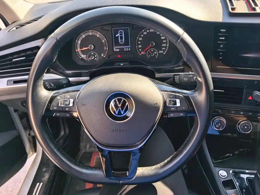 Volkswagen Bora — миниатюра 15