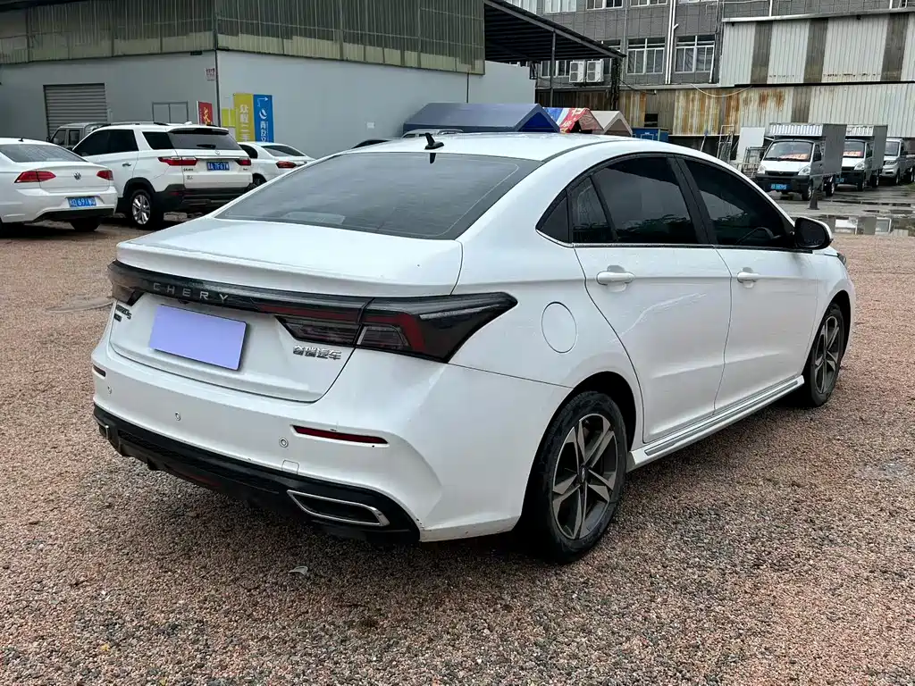 Chery Arrizo 5 PLUS — миниатюра 7
