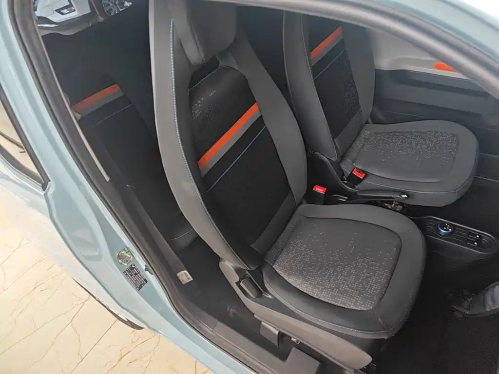 Wuling MINIEV — миниатюра 25