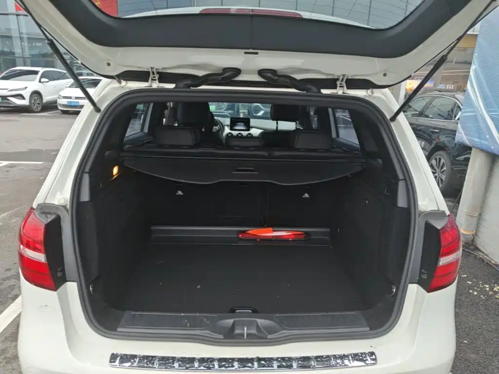 Mercedes-Benz B-Class — миниатюра 19