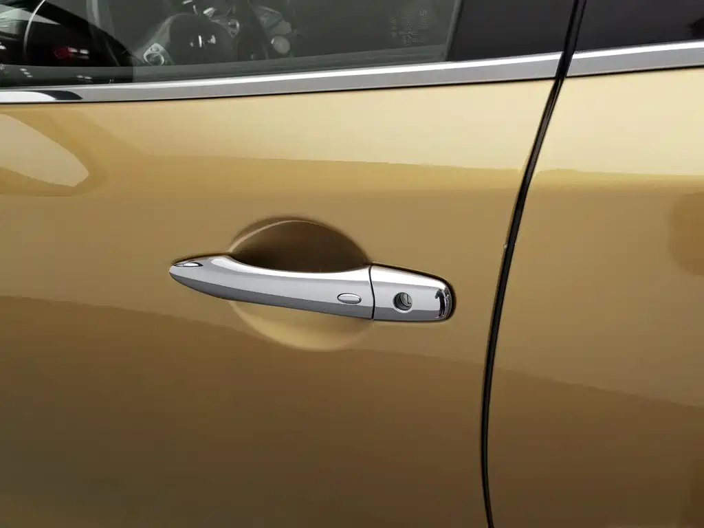 Infiniti FX — миниатюра 18