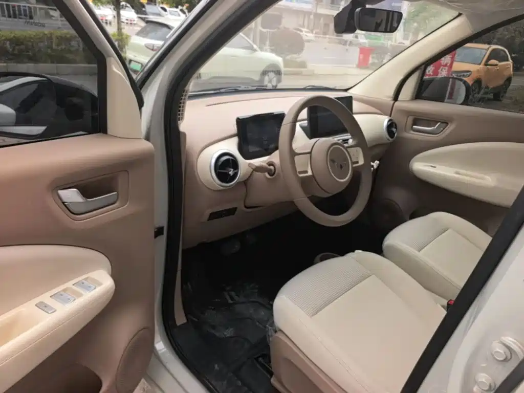 Wuling MINIEV — миниатюра 16