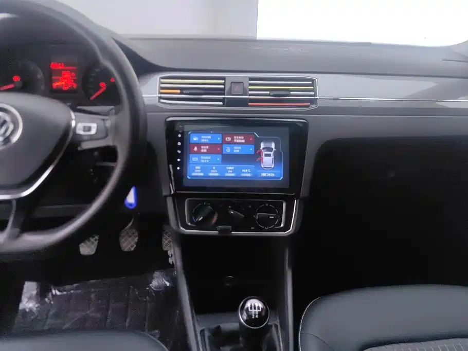 Volkswagen Santana — миниатюра 13