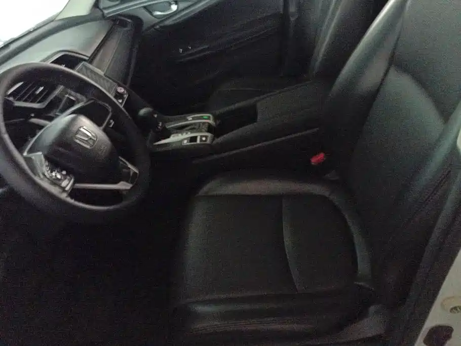 Honda Civic — миниатюра 8