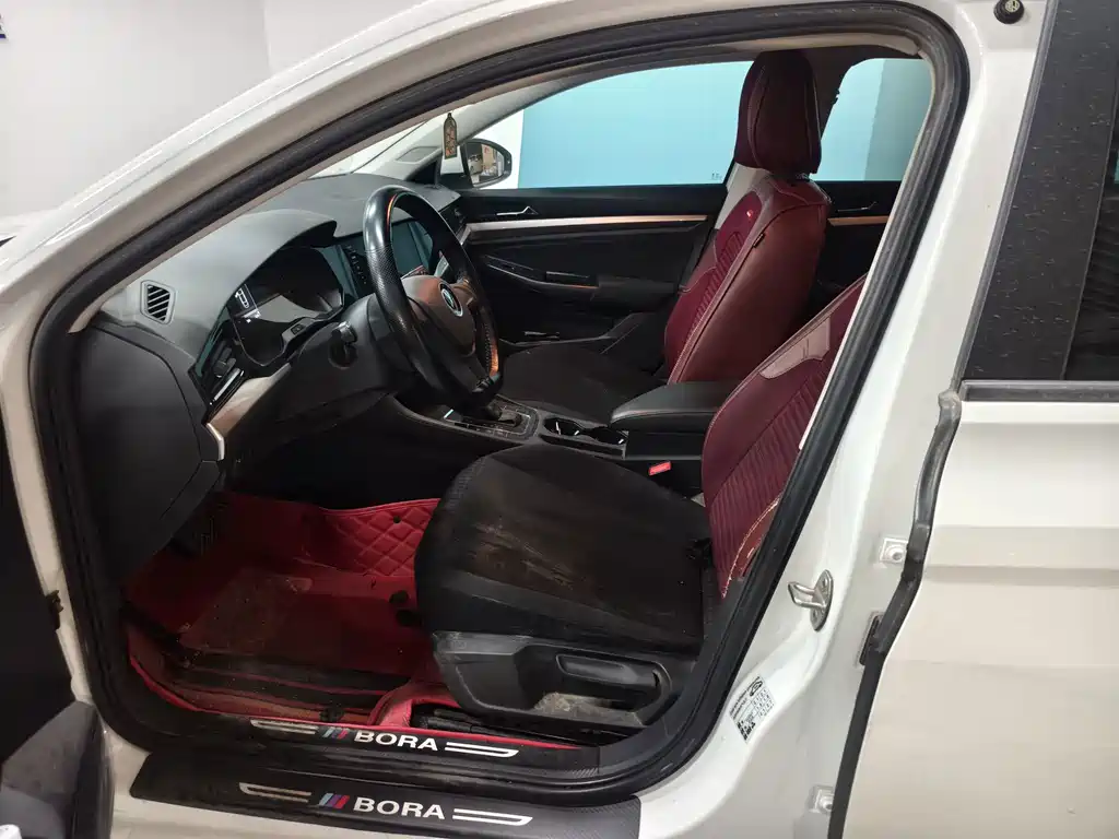 Volkswagen Bora — миниатюра 6